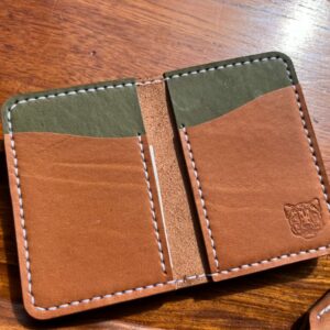 EDC – Everyday Carry Bifold Wallet (Two-Tone, Tan & Olive, 4 Card Slots)